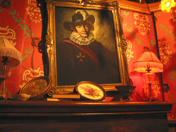 This portrait adds atmosphere