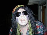 Washed up Rasta on bass